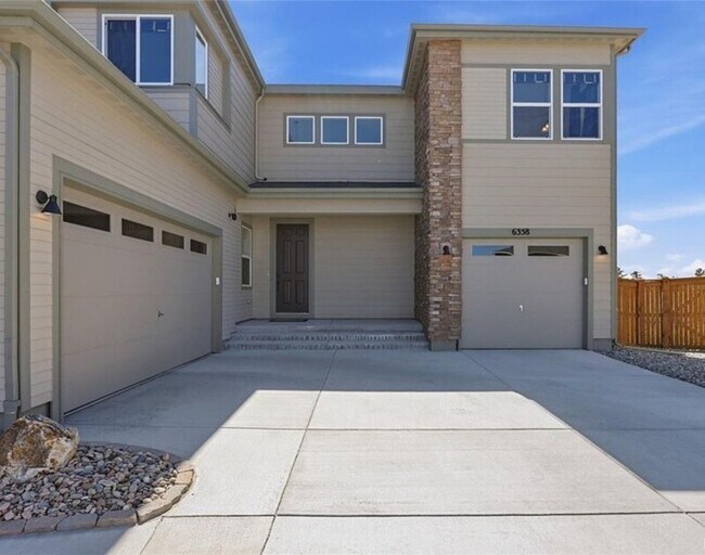 6358 Rockingham Ct
