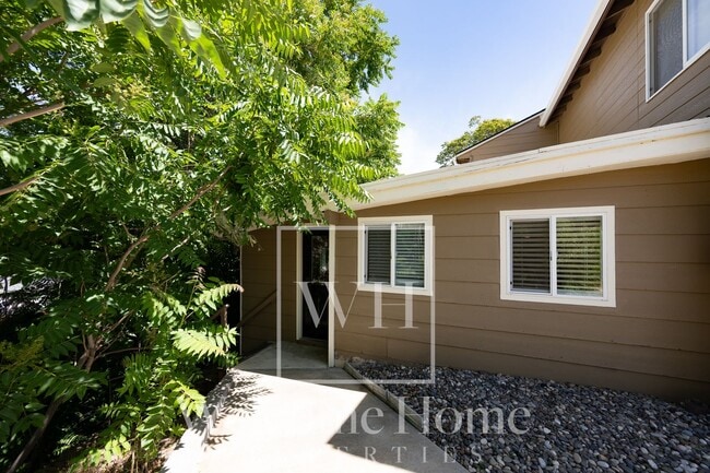 Photo - 116 SW 13th St Unit 116 SW 13th #3