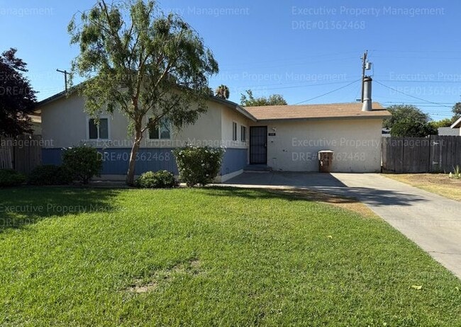 Building Photo - 4 bedroom/ 1 bathroom near schools, park, ... Rental