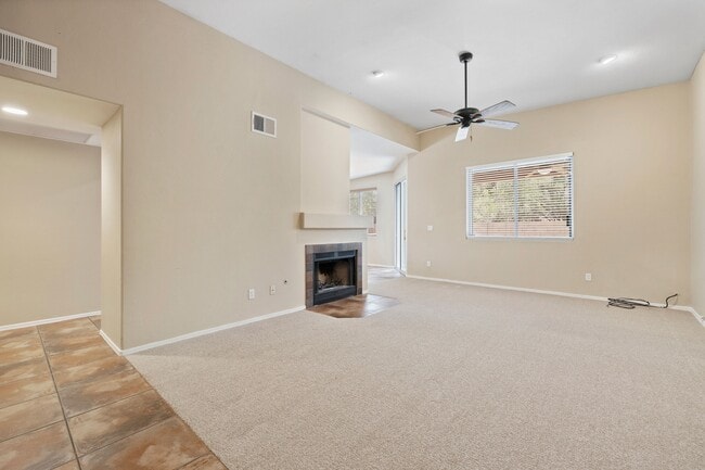 Photo - 730 N Northern Vista Pl