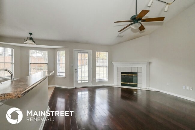 Photo - 5545 Annandale Dr