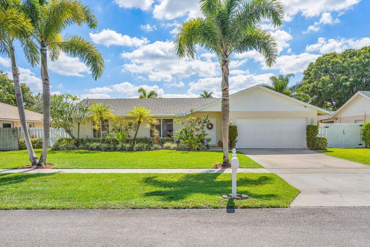 Photo - 1262 Pinetta Cir (Wellington, FL)