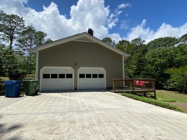 Photo - Welcome to this stunning fully furnished 4 bedroom, 3 bathroom house in the heart of Wilmington, NC.