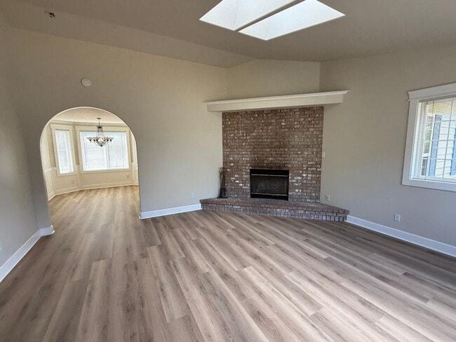 Photo - Charming No-Stairs Rambler – Move-In Ready & Minutes from Boeing