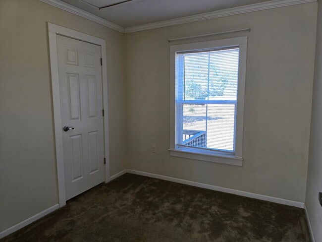 Photo - 2079 Pine Hill Rd