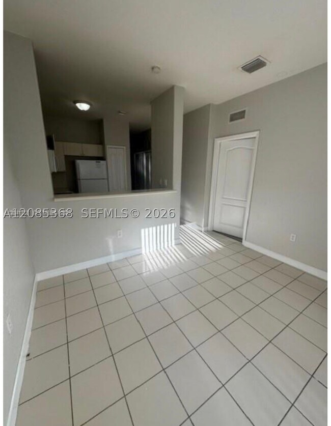 2826 SE 16th Pl Unit 103