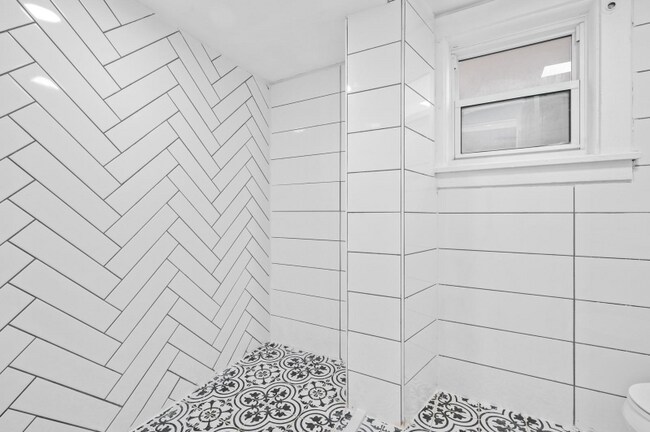 Photo - 2811 Brentwood Ave Unit Apartment 1