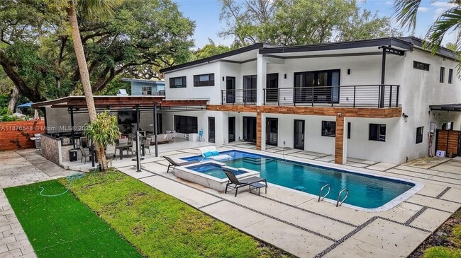 Photo - 3000 Riverland Rd