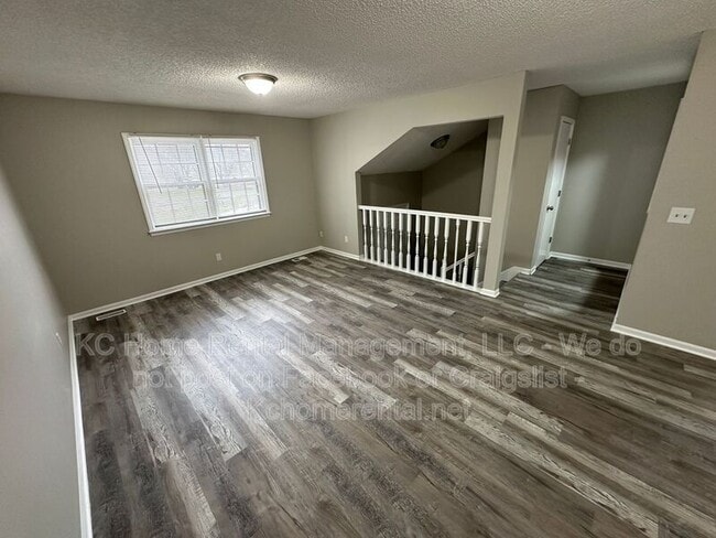 Photo - 1259 Petzold Dr