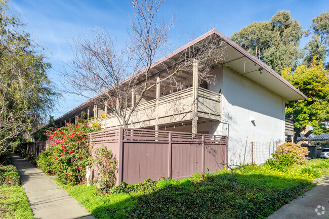 Townhouse - 920sf - view coming home - Ananda Community Apartments - Ananda Community Rental