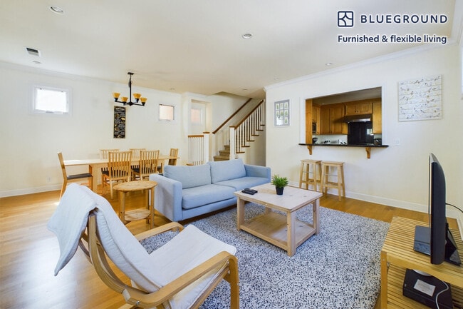 Photo - 1421 San Antonio St