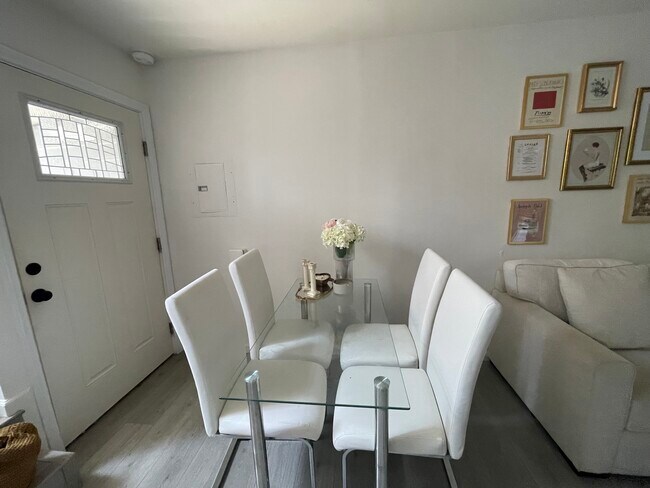 Photo - 1319 23rd St Unit C