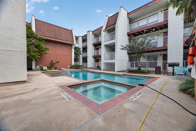 Photo - 3115 Helms St Unit 314