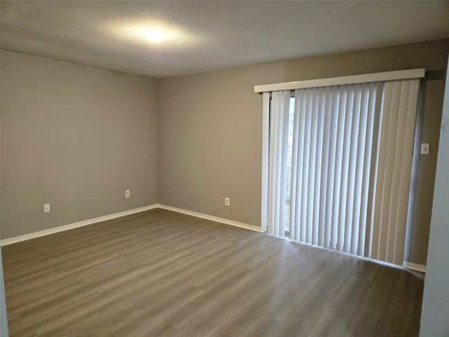 Building Photo - 1903 Riflewood Cir