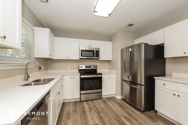 Photo - 1320 Lyndsey Ridge Dr