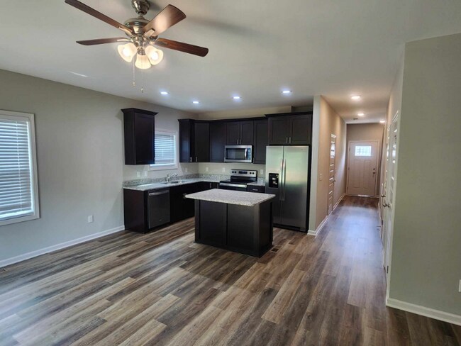 Photo - 421 College St Unit 421