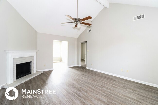 Photo - 5536 Terri Lynn Cove