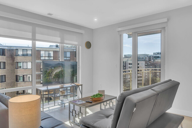 Building Photo - 1224 M St NW Rental