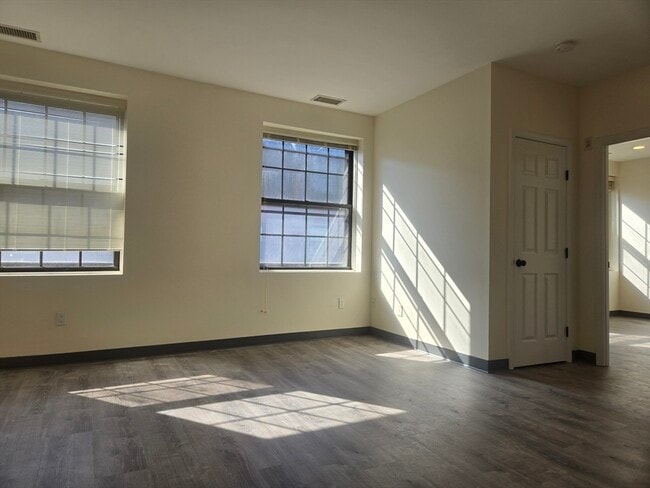 Photo - 21 Linden St Unit 320