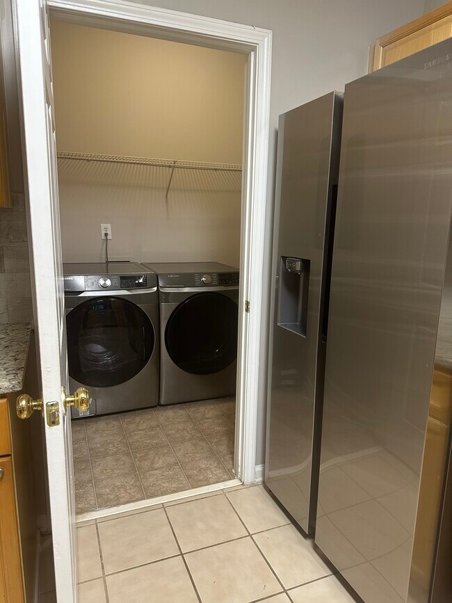 Photo - 232 Edinburgh Ct Unit 232