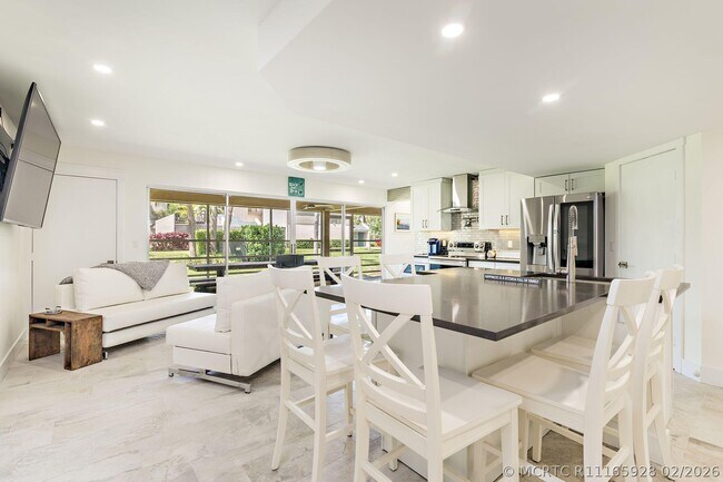 1605 S US Hwy 1 Unit M2-107