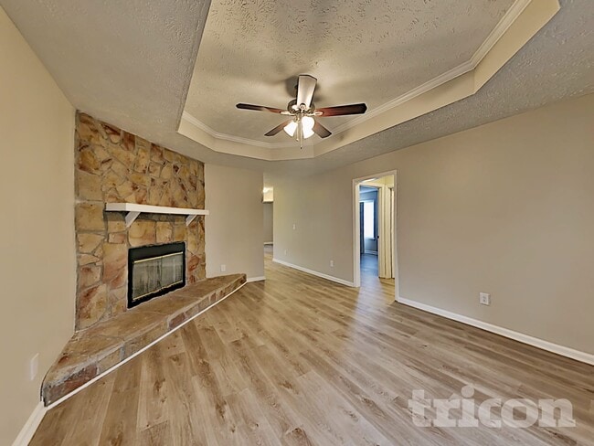 Photo - 102 Natchez Ct S