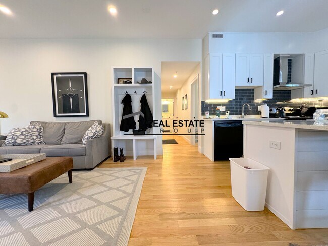 Photo - 58 Springfield St Unidad 3