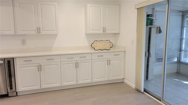 Photo - 5368 Royal Palm Ave Unit 5368