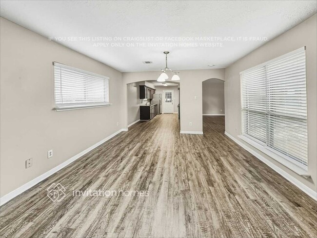 Photo - 1824 Meadow Creek Dr