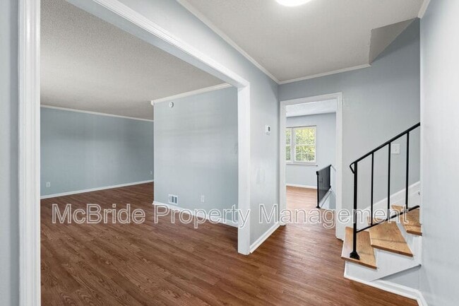 Photo - 293 Twin Pines Dr