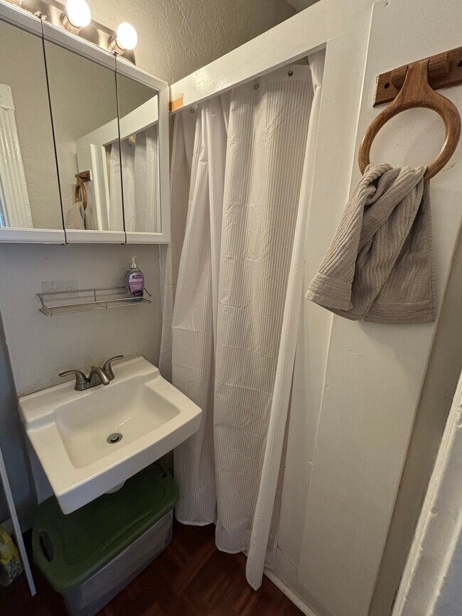 Photo - 40 Anderson St Unit 17