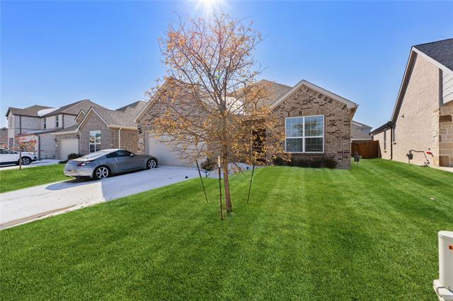 Photo - 2024 Robert St