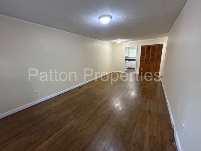 Photo - 1800-1800 1/2 Cherry Laurel Dr. - Outside CoC - R14010-07-30 Unit 1800