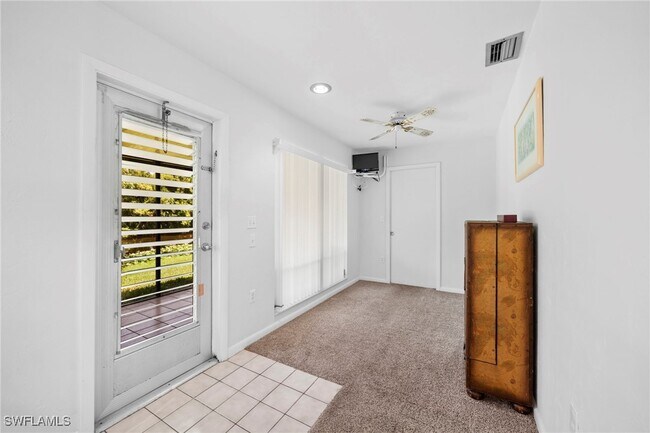 Building Photo - 849 Palm View Dr Unit 28