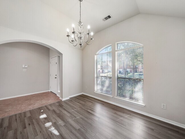 Photo - 20110 Emerald Cliff Ln