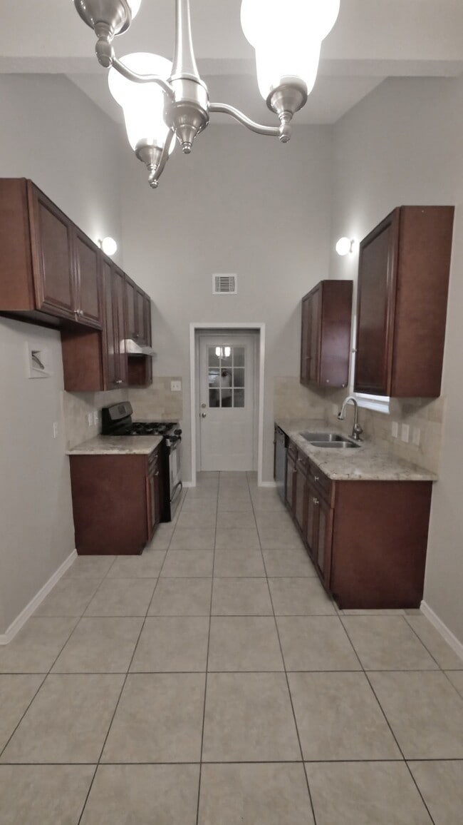 Photo - 1018 Three Forks Dr