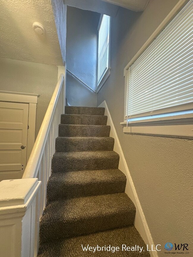 Photo - 407 Jackson Ave Unit 407 Jackson 2