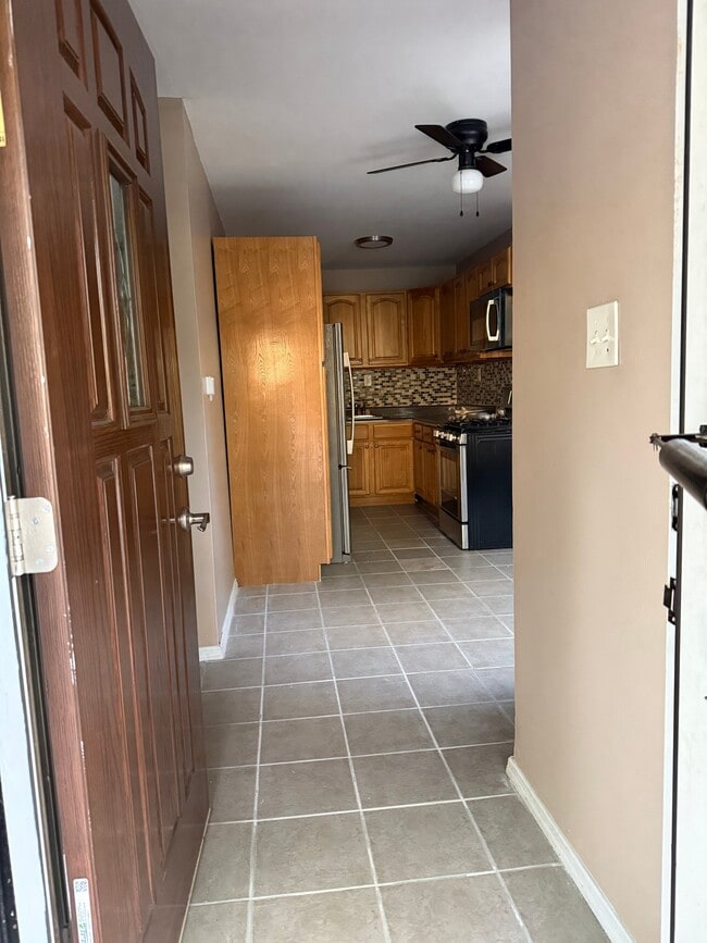 Photo - 10005 Seaview Ave Unit 2nd floor