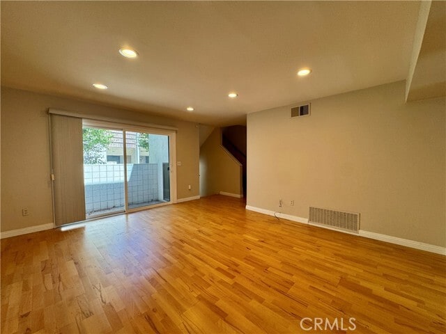 Photo - 594 W Huntington Dr