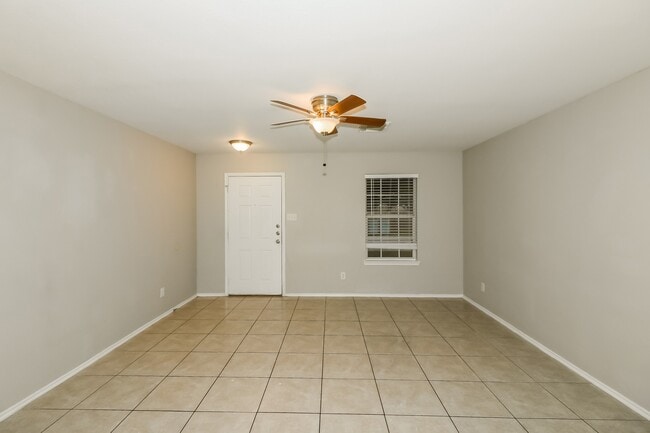 Photo - 3643 Bridgebluff Ln