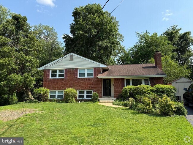 Building Photo - 1105 Sharon Ct Rental