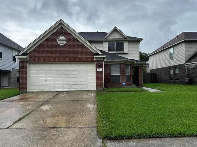 Building Photo - 15322 Romford Ln