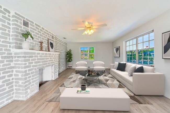 Building Photo - 6130 SW 32nd St Unit A Rental
