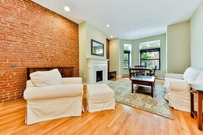 Photo - 237 W Newton St Unit 3