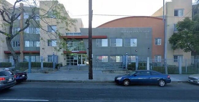 Photo - 6050 S Western Ave
