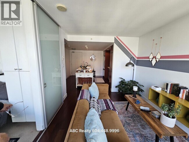 1255 Seymour St Unit 12fl