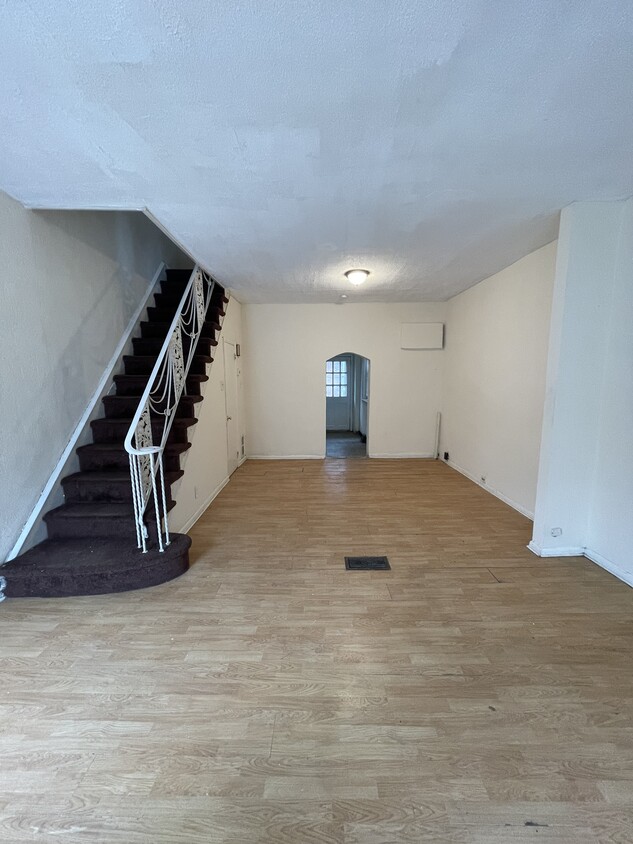 Photo - 4546 N Mole St (Philadelphia, PA)