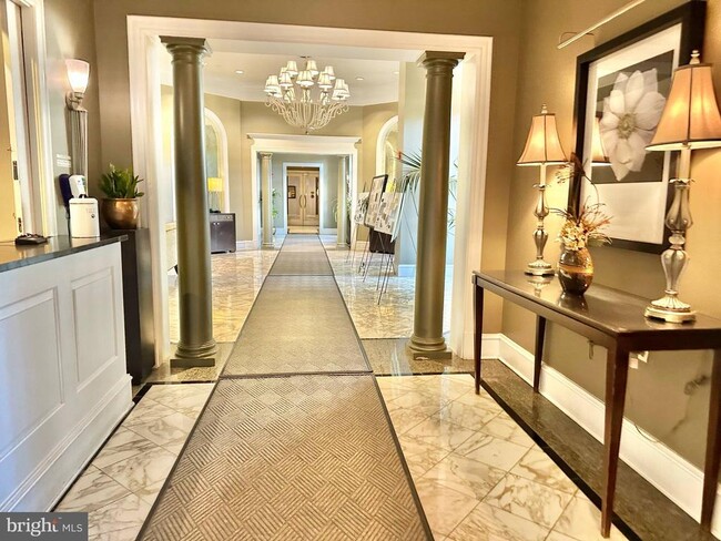 Photo - 851 N Glebe Rd Apartment Unit 1714