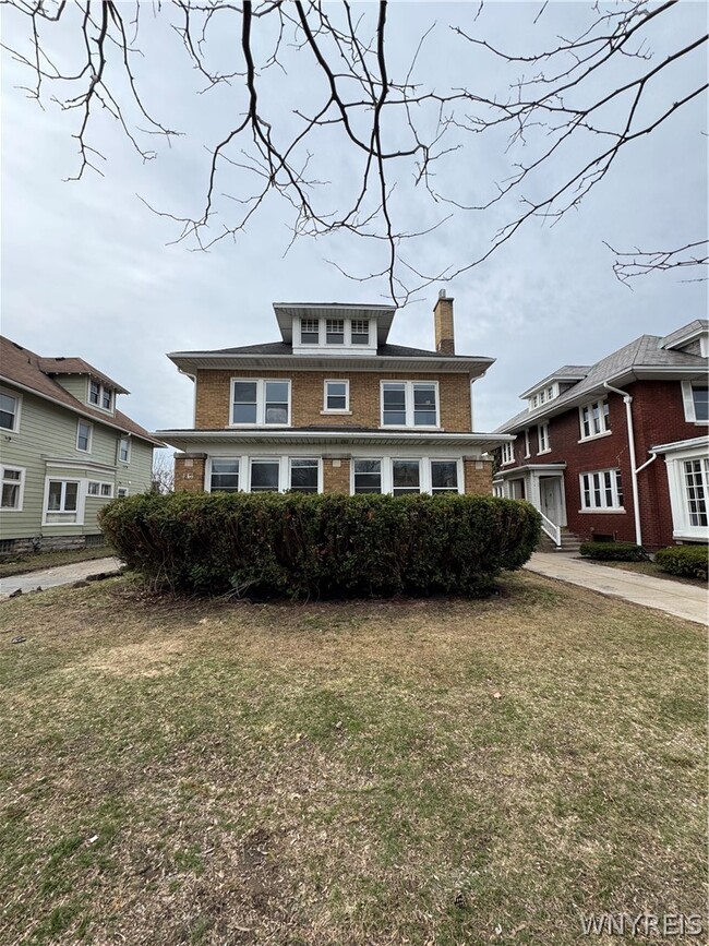 Photo - 85 Humboldt Pkwy