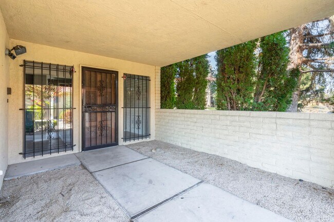 Photo - 3447 Skyline Blvd